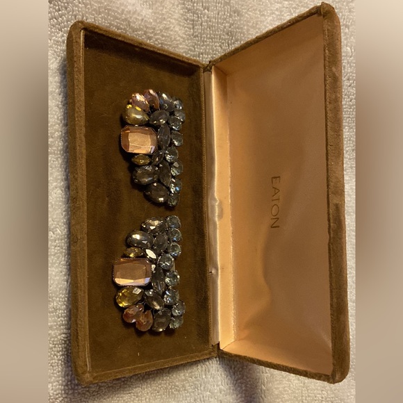 Stunning Bluette Rhinestone shoe clips - Picture 2 of 5